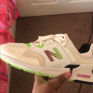 New Balance 997s
